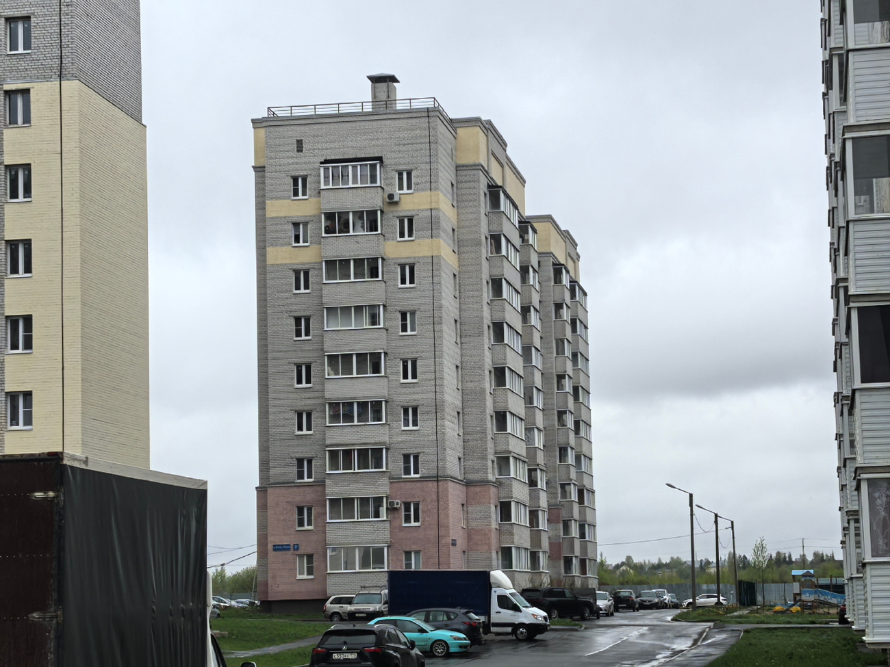 Вологда, Улица Лётчика Каберова, 3А