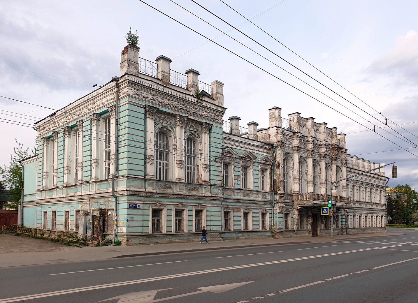 Ярославль, Проспект Октября, 38