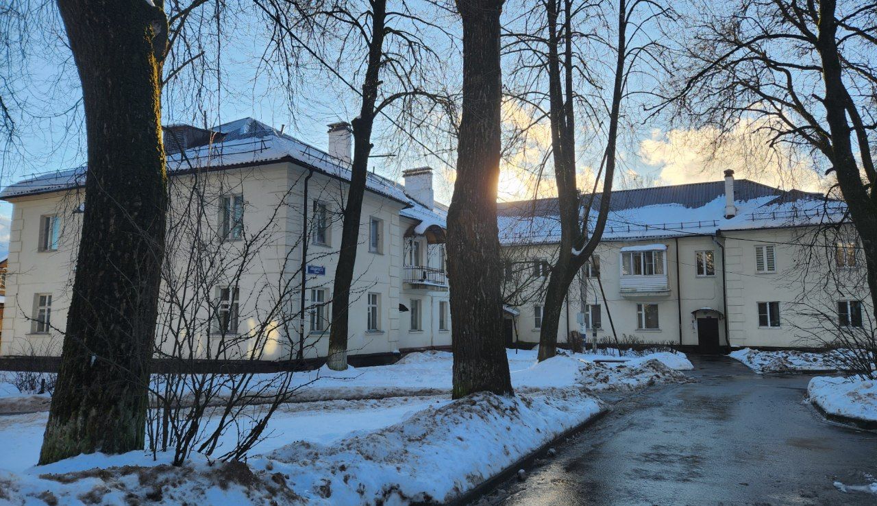 Дедовск, Улица Володарского, 15
