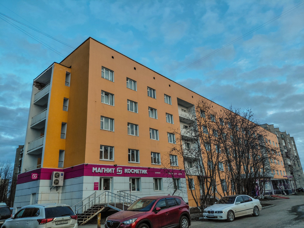 Мурманск, Улица Ушакова, 9