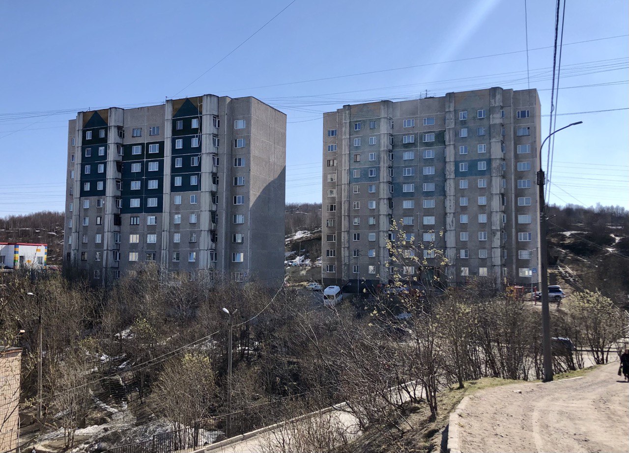 Мурманск, Улица Капитана Орликовой, 44; Улица Капитана Орликовой, 45