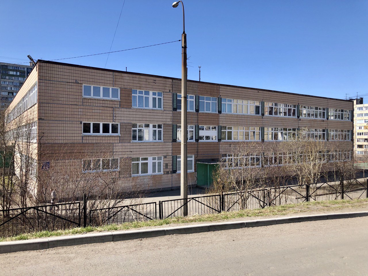 Мурманск, Улица Капитана Орликовой, 35