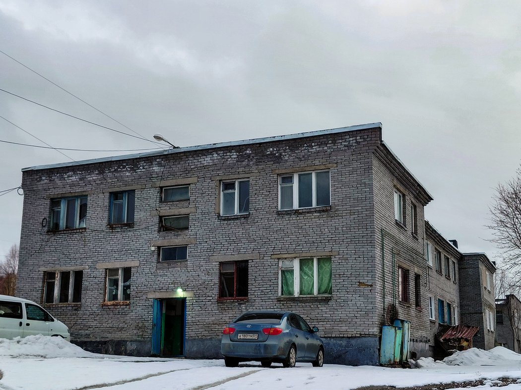 Мурмаши, улица Зелёный городок, 5