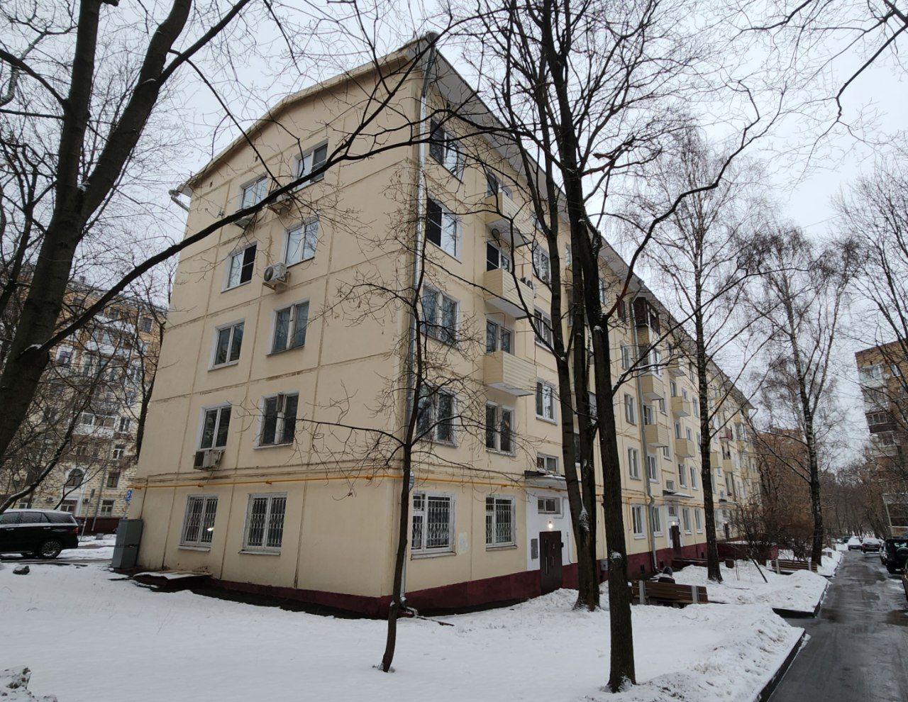 Москва, Улица Куусинена, 12