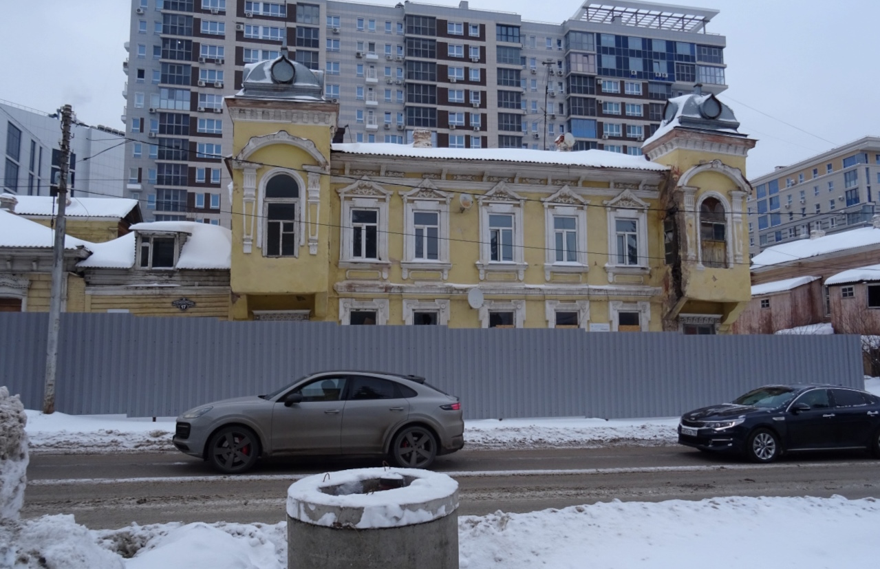 Уфа, Улица Октябрьской Революции, 17