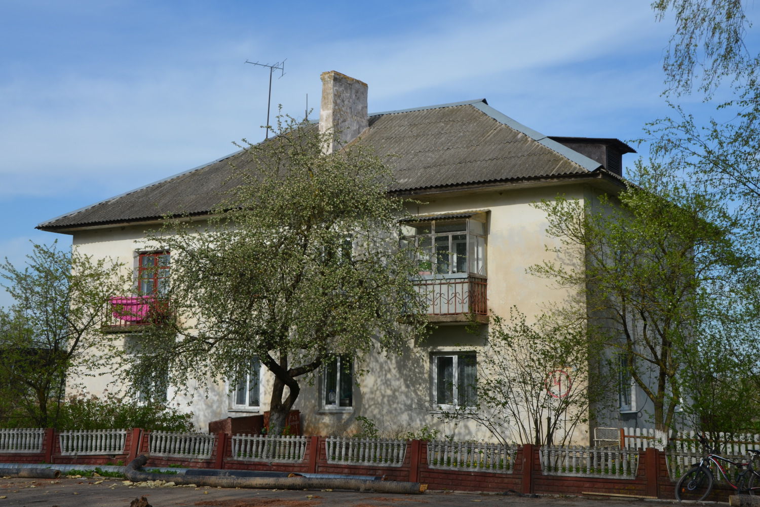 Чашники, Стадионная улица, 4