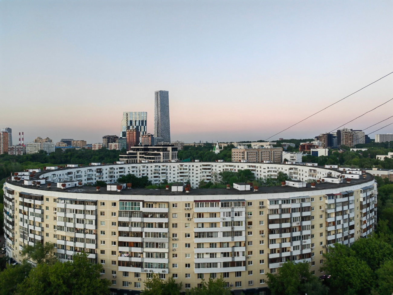 Москва, Улица Довженко, 6