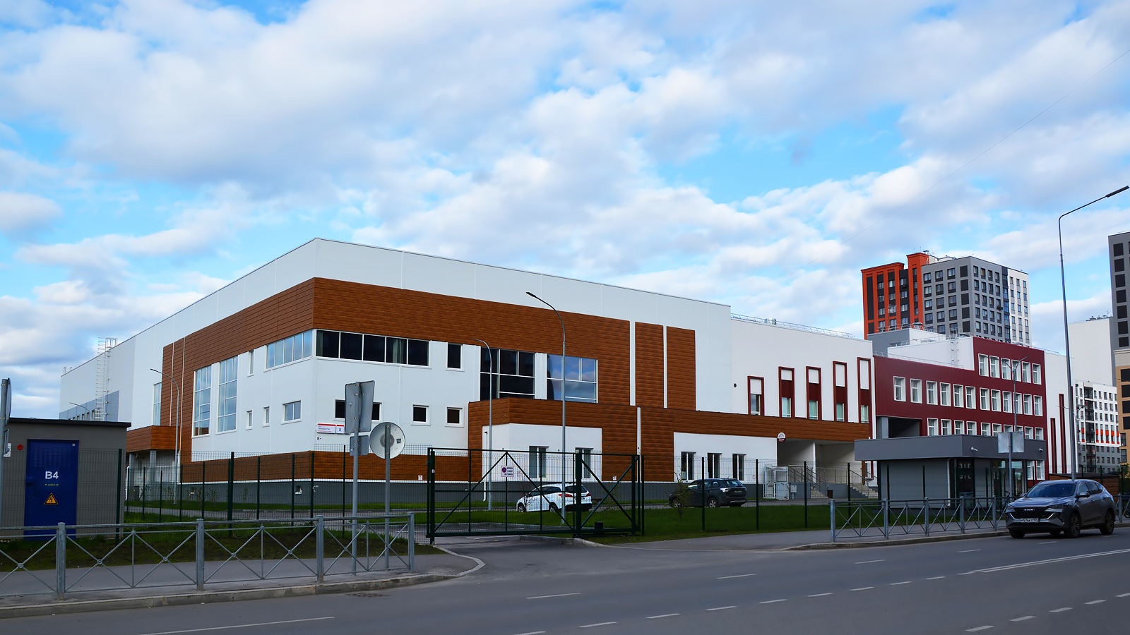 Perm, Серебристая улица, 8