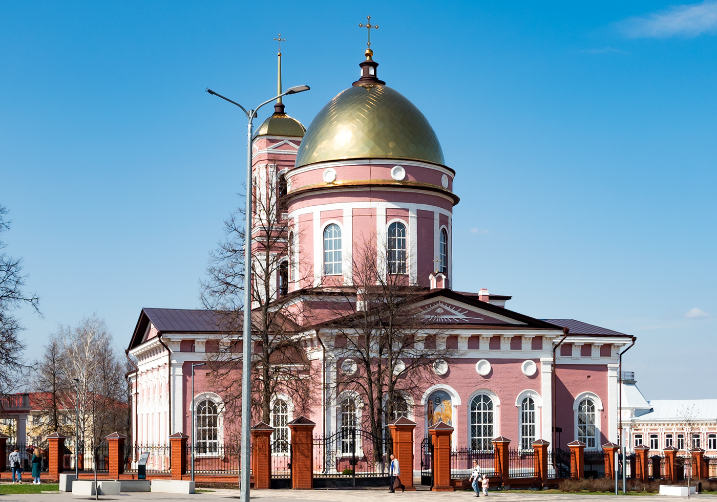 Birsk, Октябрьская площадь, 6