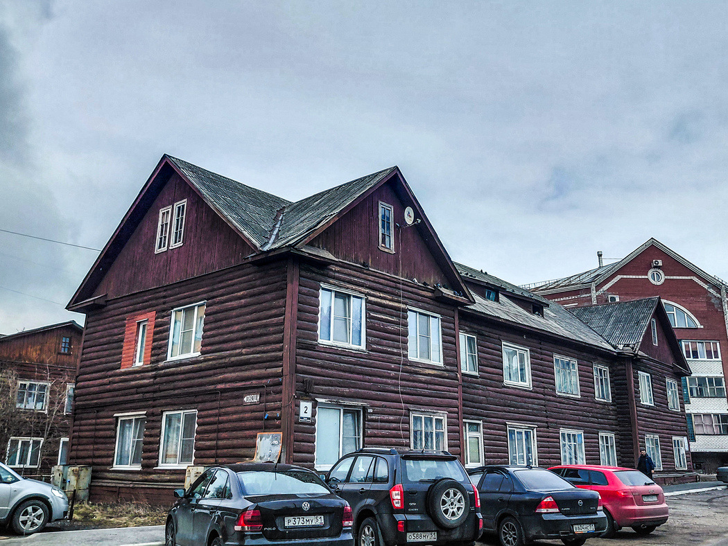 Мурманск, Улица Полярной Правды, 2