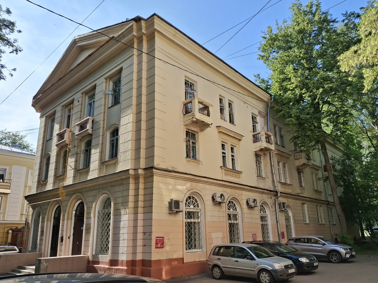 Москва, Измайловский проспект, 49