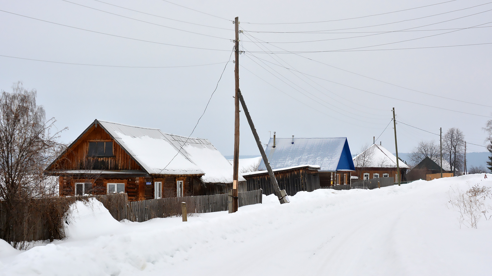 Kungursky municipal district, other localities, С. Насадка, улица Революции, 18; С. Насадка, улица Революции, 20; С. Насадка, улица Революции, 22; С. Насадка, улица Революции, 30