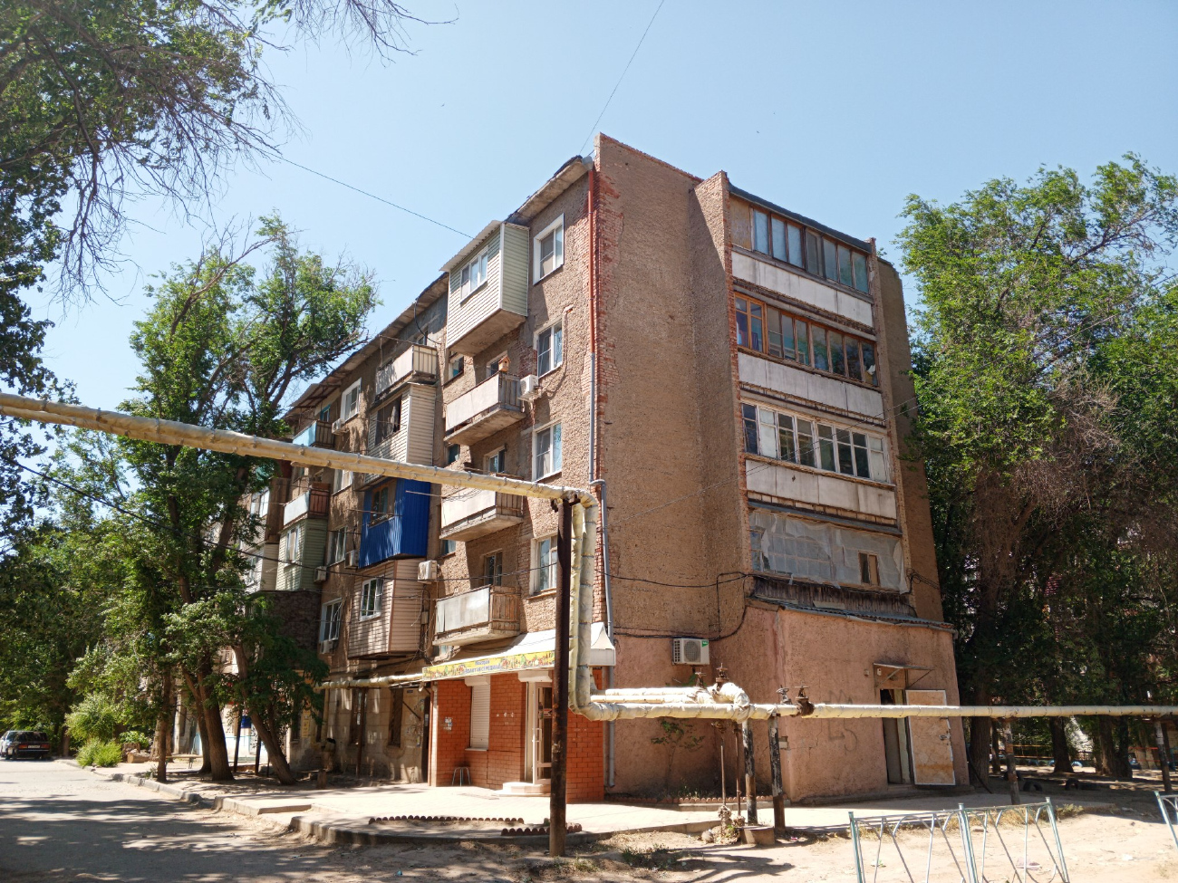 Астрахань, Ленинградский переулок, 84