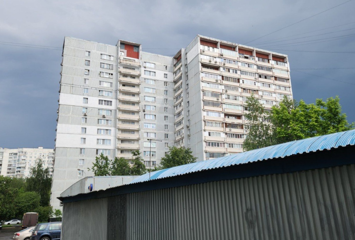 Moskwa, Ясеневая улица, 36 / Тамбовская улица, 2