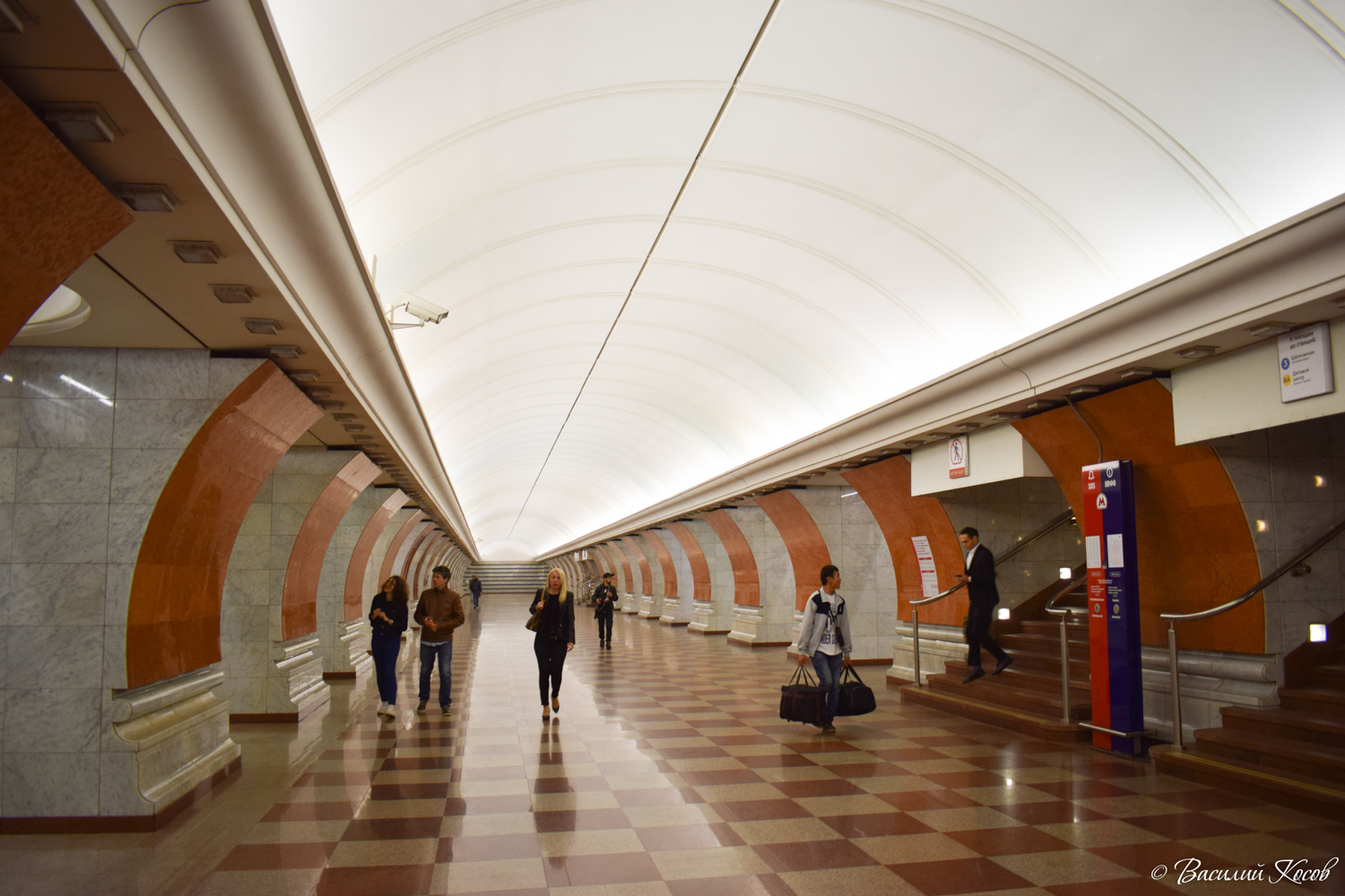 Москва, Арбатско-Покровская линия Московского метрополитена / Солнцевская линия Московского Метрополитена, станция метро «Парк Победы»