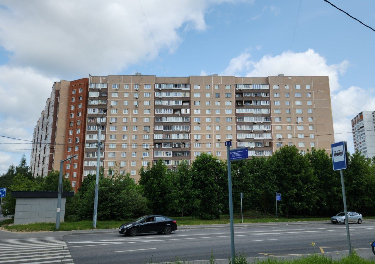 Zelenograd, 11-й микрорайон, корп. 1131 (подъезды 3-10); 11-й микрорайон, корп. 1131 (подъезды 11-13)