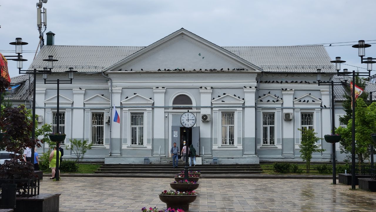 Волоколамск, Улица 50 лет Октября, 10
