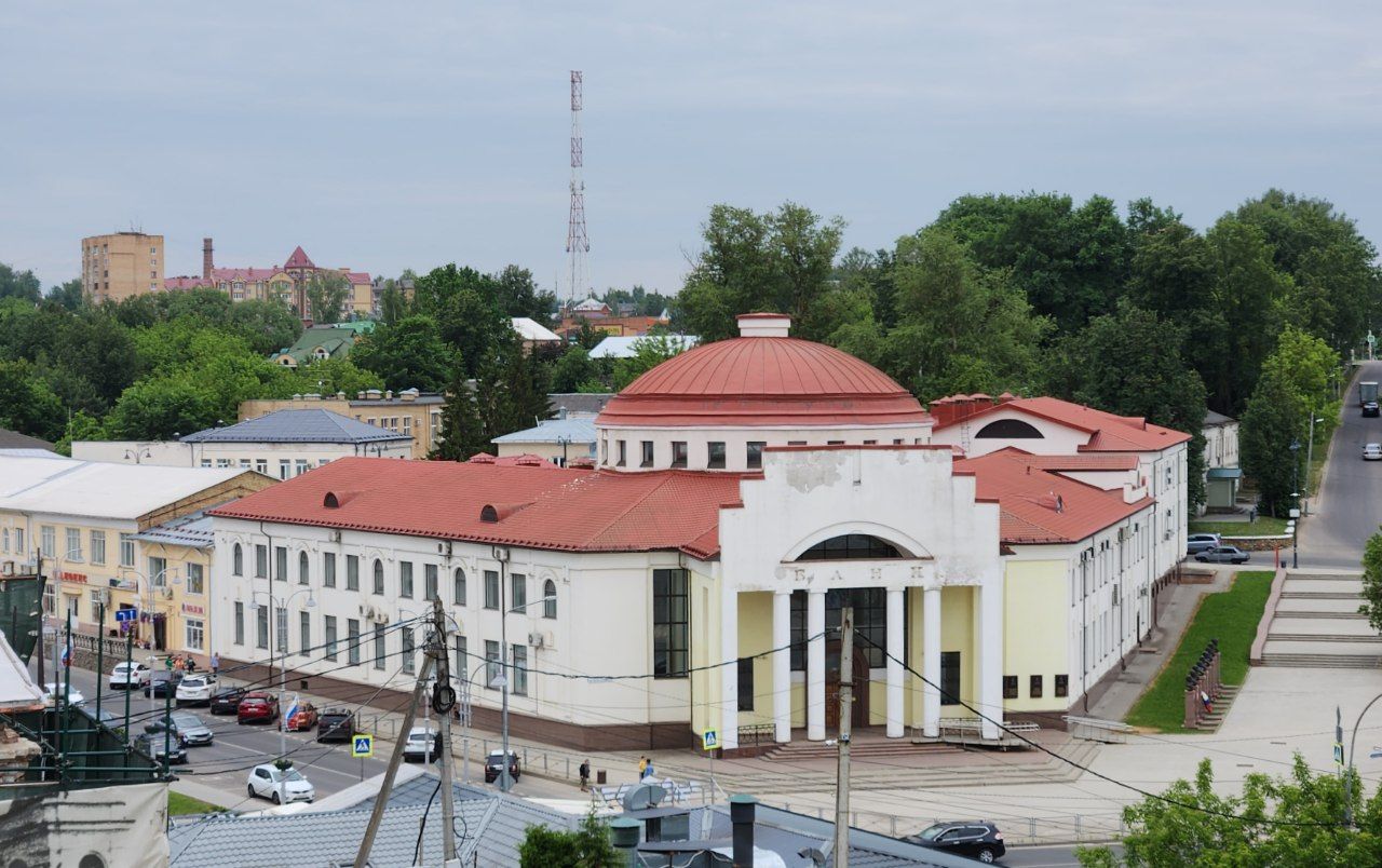 Волоколамск, Октябрьская площадь, 10