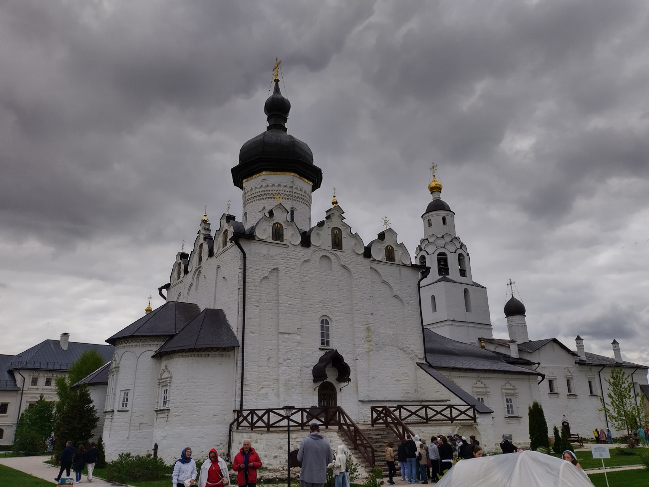 Свияжск, Успенская площадь, 1