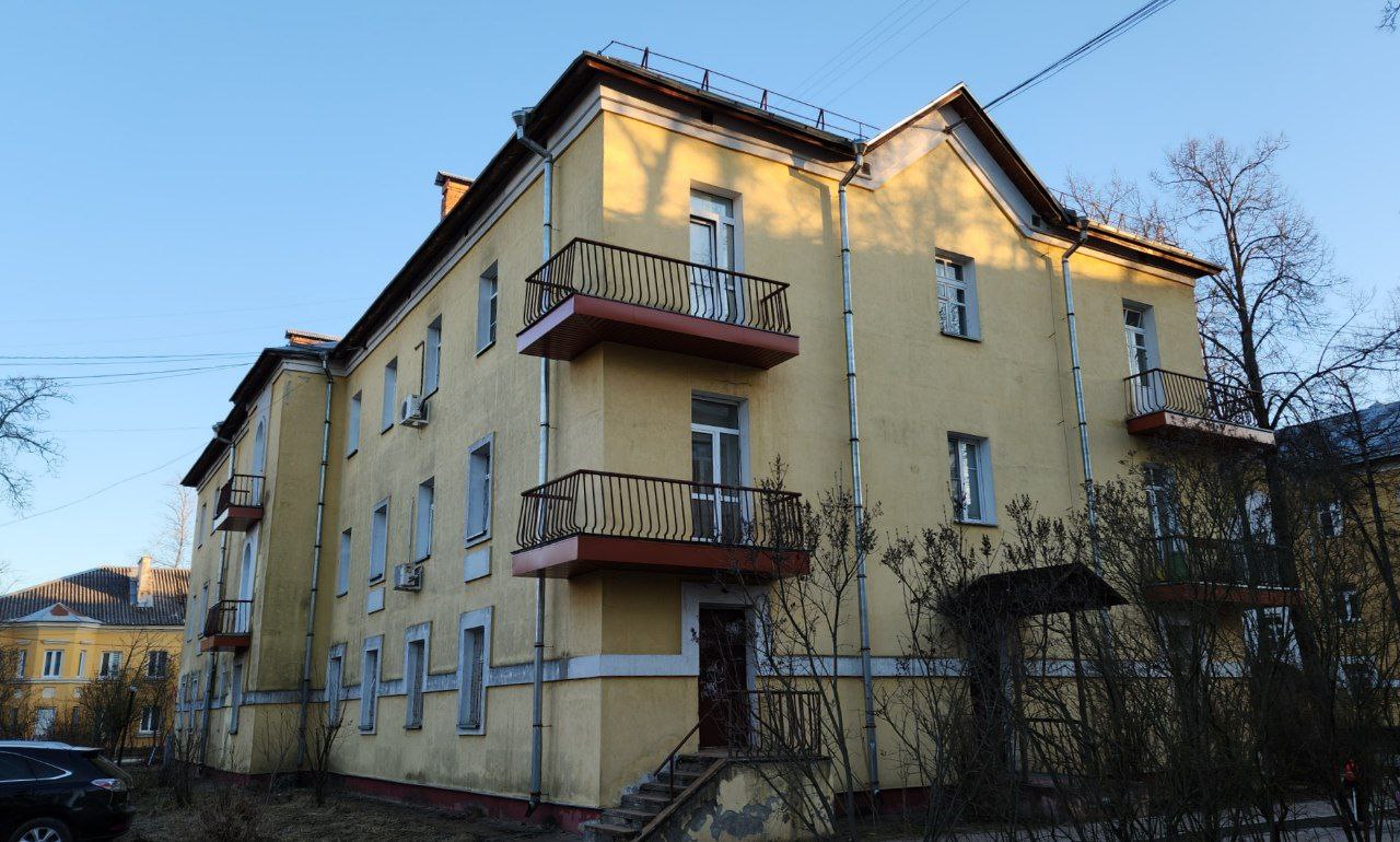 Дубна, Улица Мещерякова, 17 / Улица Мира, 5