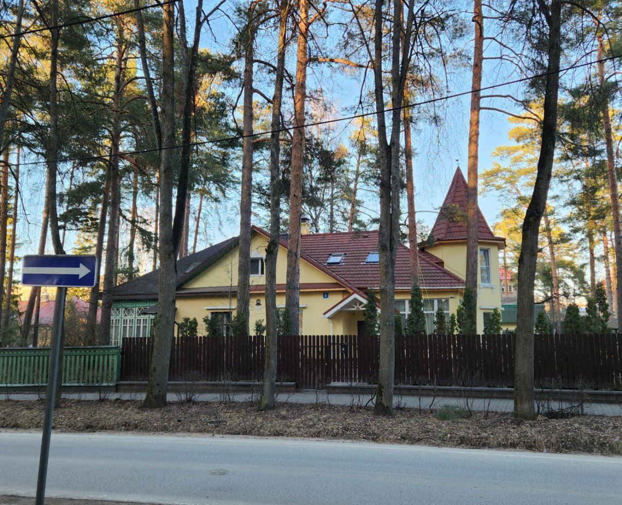 Дубна, Улица Флёрова, 5