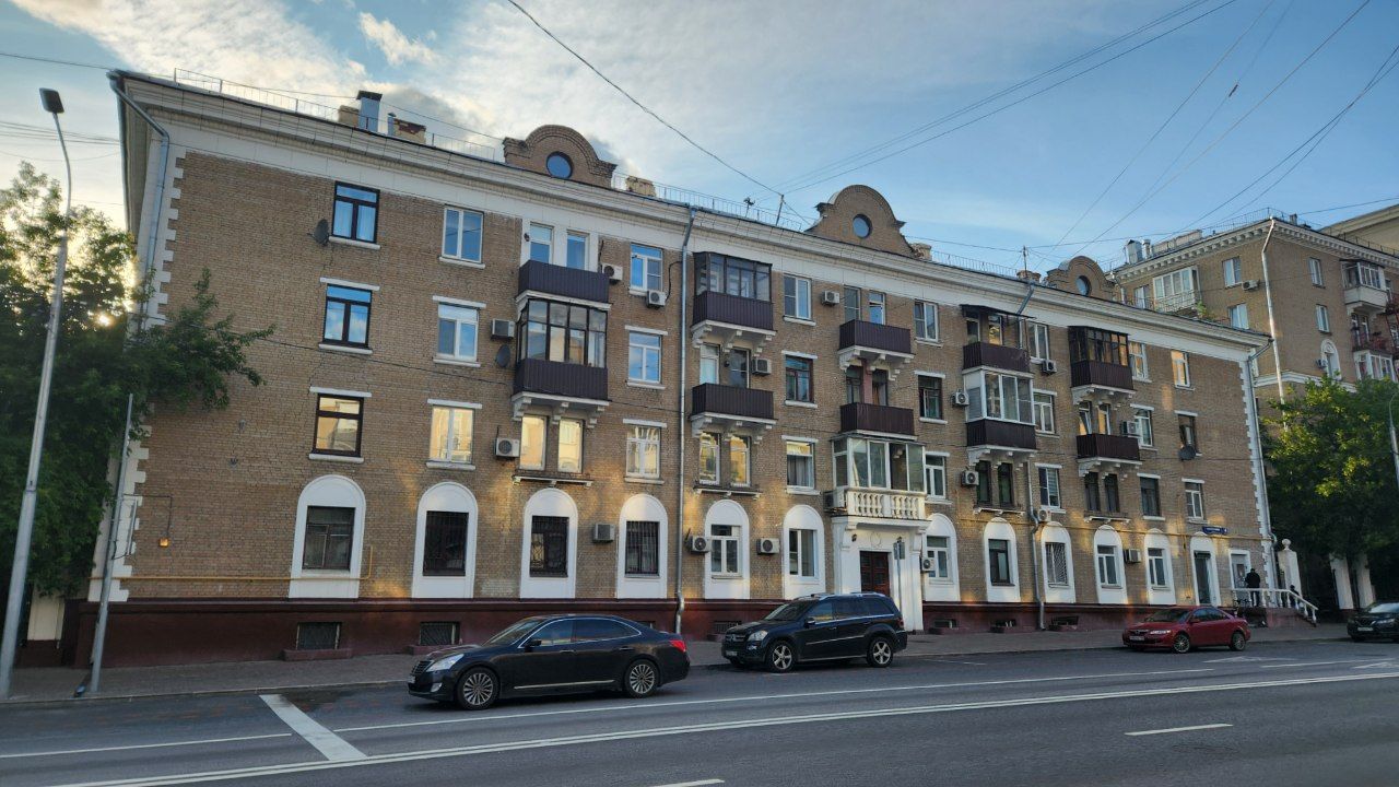 Москва, Новопесчаная улица, 4 корп. 1