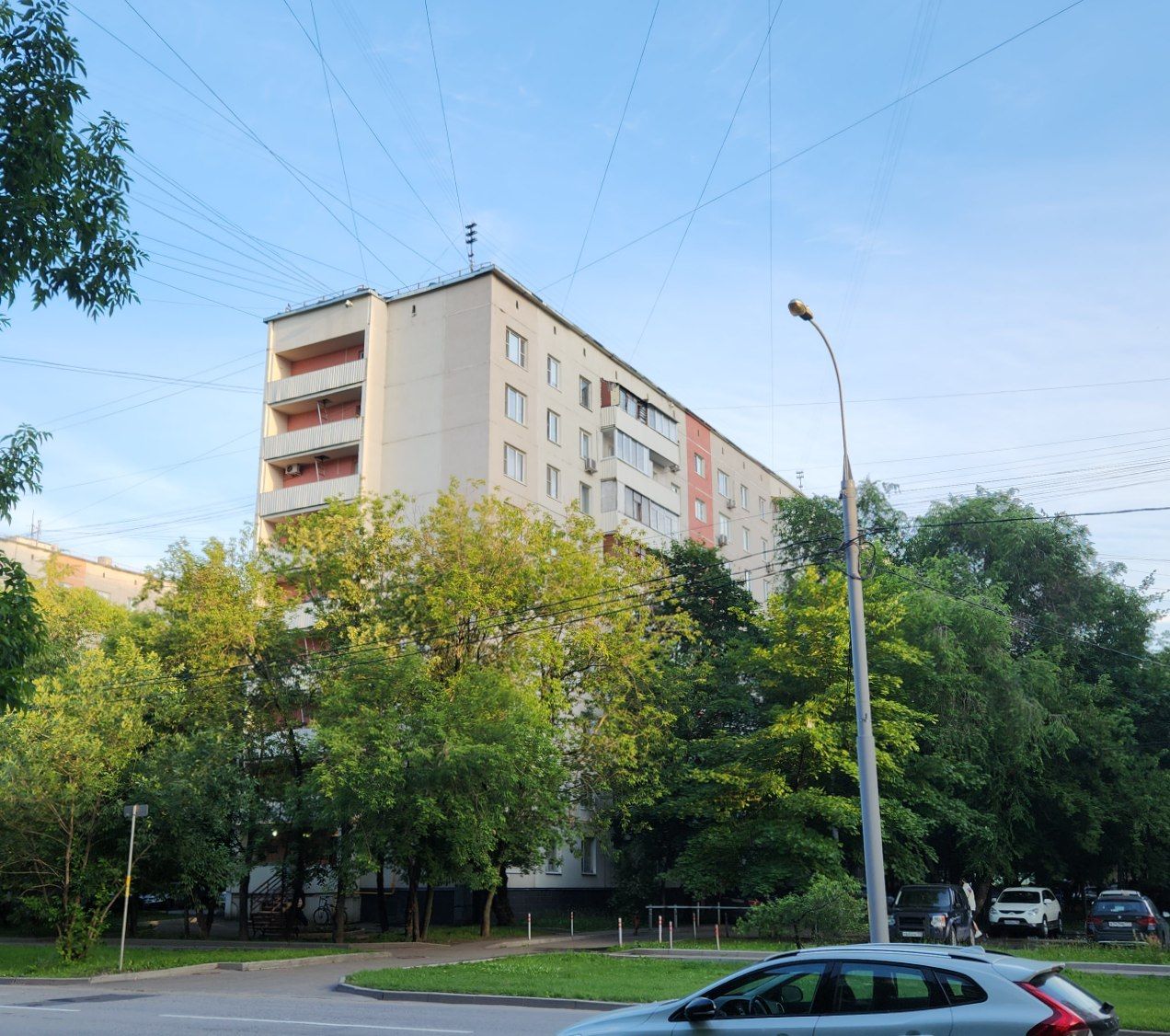 Москва, Улица Усиевича, 25 корп. 3