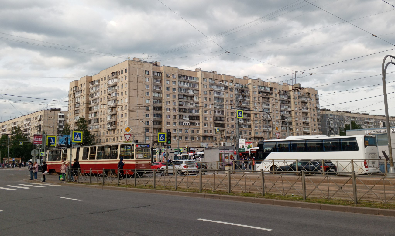 Санкт-Петербург, Проспект Энгельса, 141 / Проспект Просвещения, 36