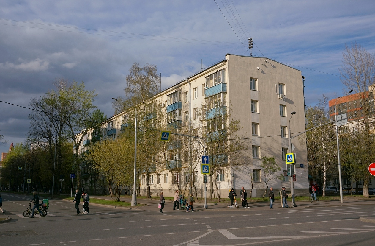 Москва, Улица Юных Ленинцев, 65 / Зеленодольская улица, 47 корп. 1