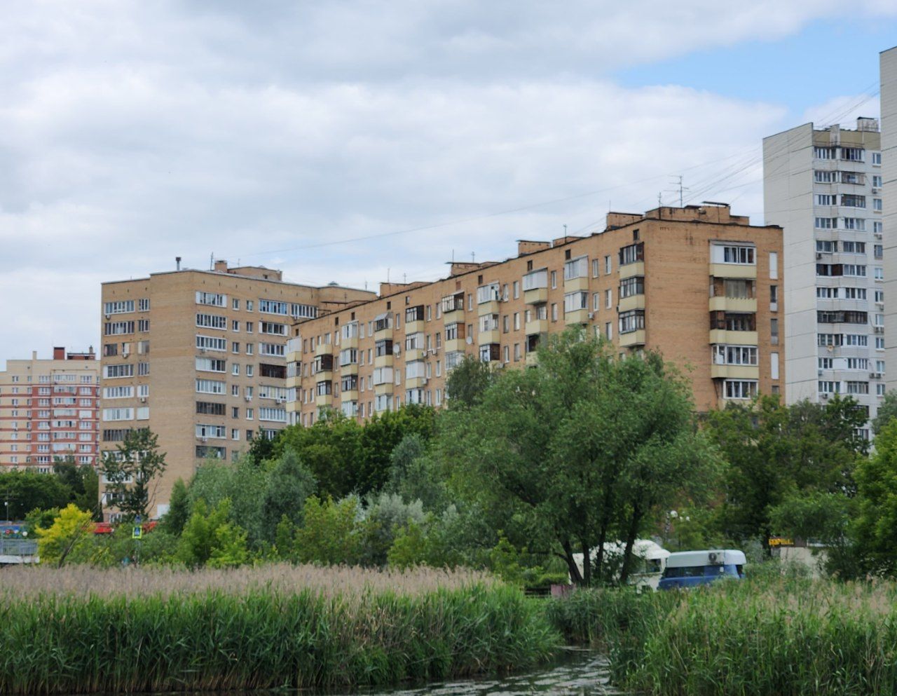 Mytishchi, Новомытищинский проспект, 88 корп. 2; Новомытищинский проспект, 88 корп. 1