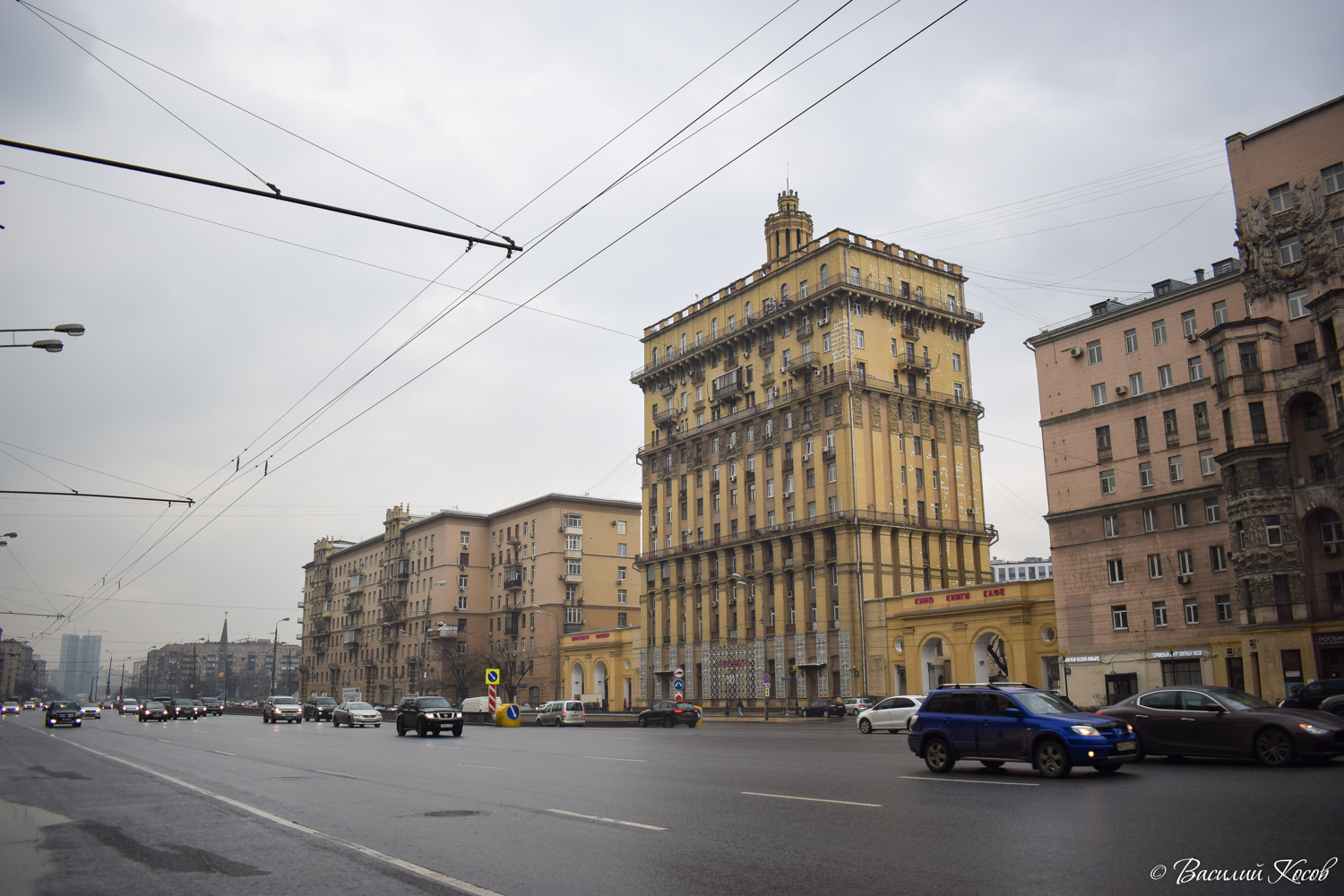 Москва, Кутузовский проспект, 19; Кутузовский проспект, 21