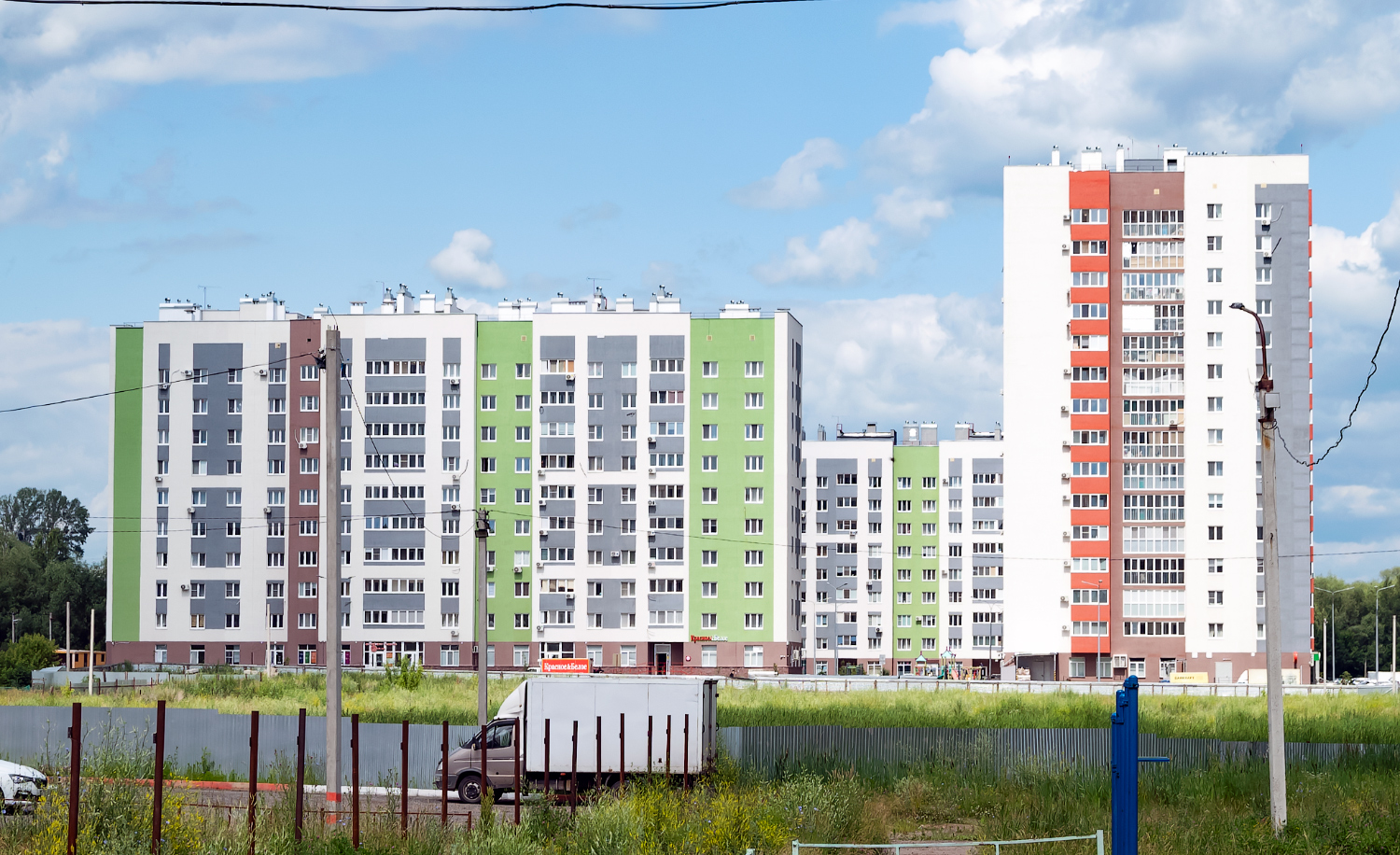 Ufa, Улица Генерала Ишбулатова, 8; Улица Генерала Ишбулатова, 8/1