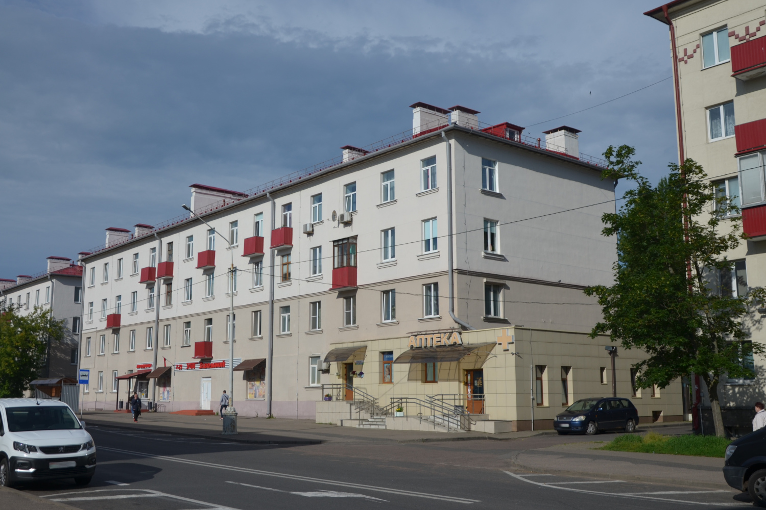 Минск, Улица Жилуновича, 8