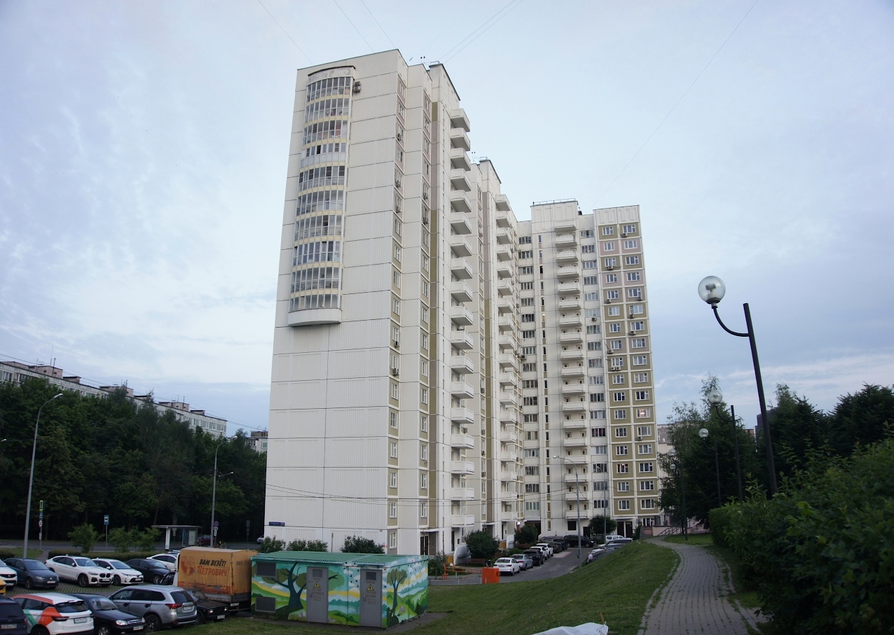 Москва, Улица Красного Маяка, 22 корп. 2 (подъезд 1); Улица Красного Маяка, 22 корп. 2 (подъезды 2-3)