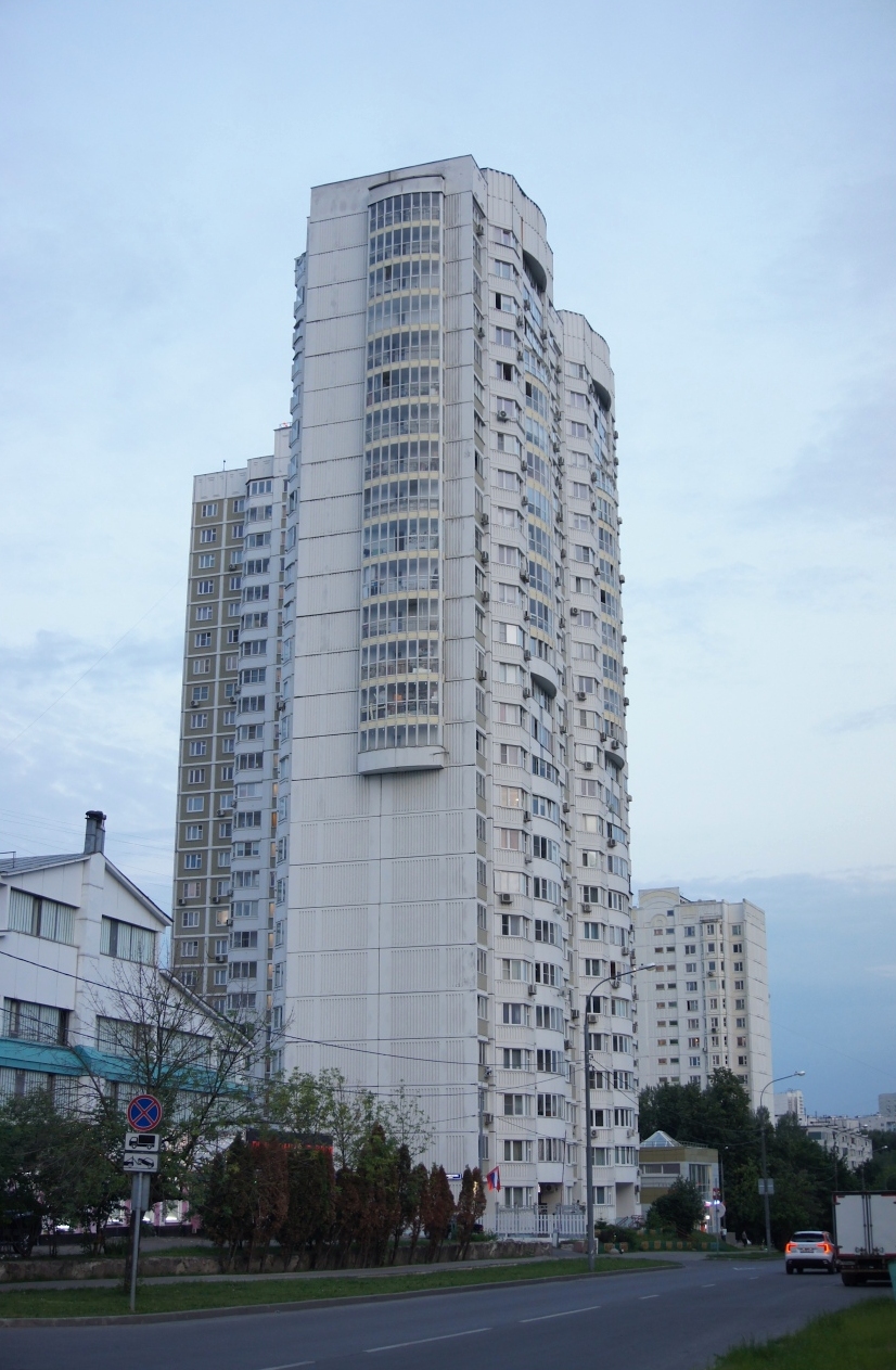Москва, Улица Красного Маяка, 15