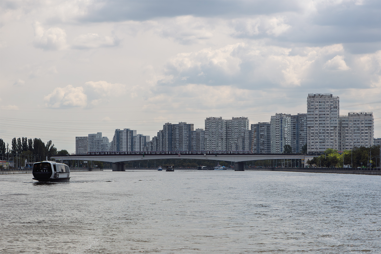 Moskva, Проспект Андропова, Нагатинский метромост