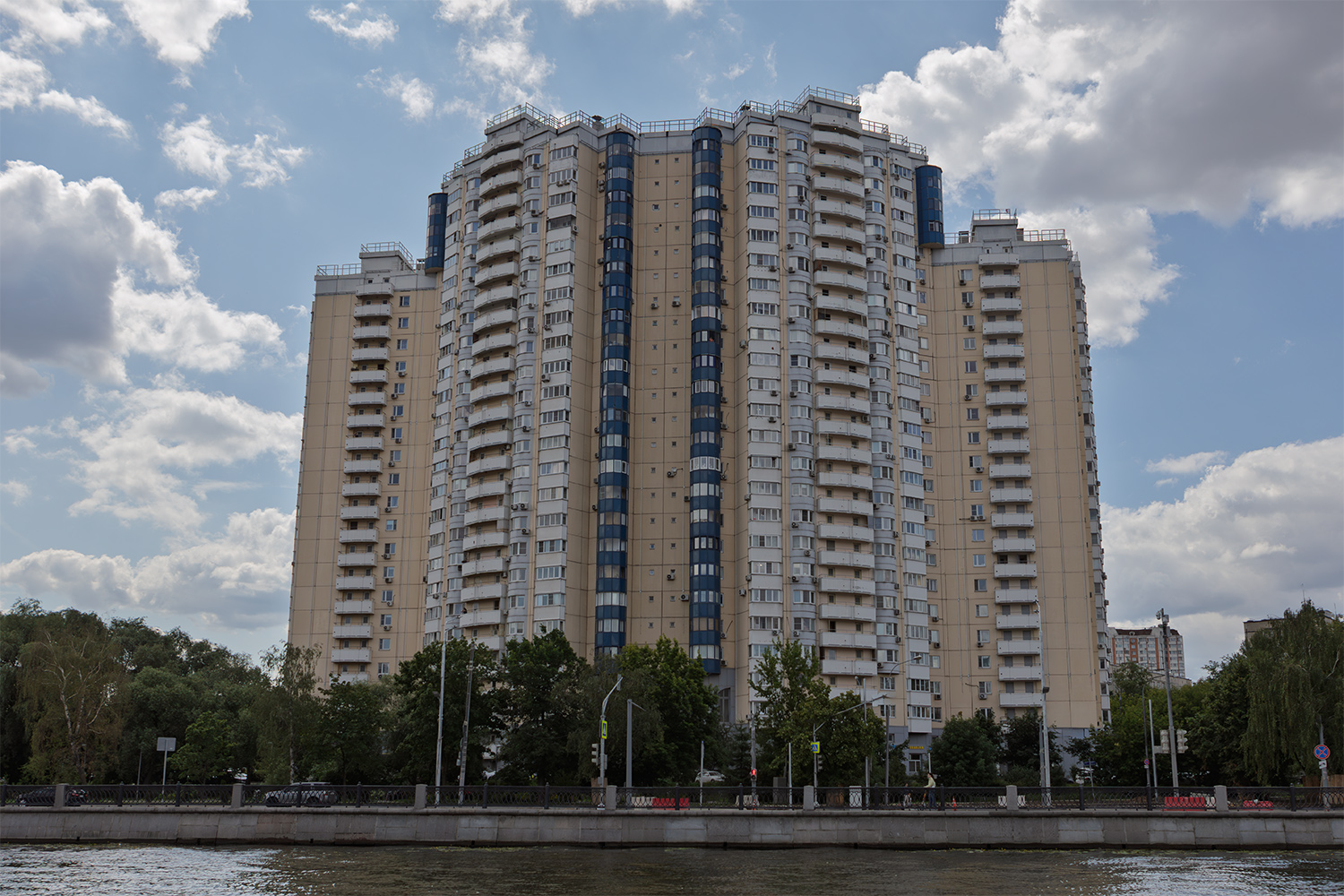 Moskva, Нагатинская набережная, 18 корп. 1