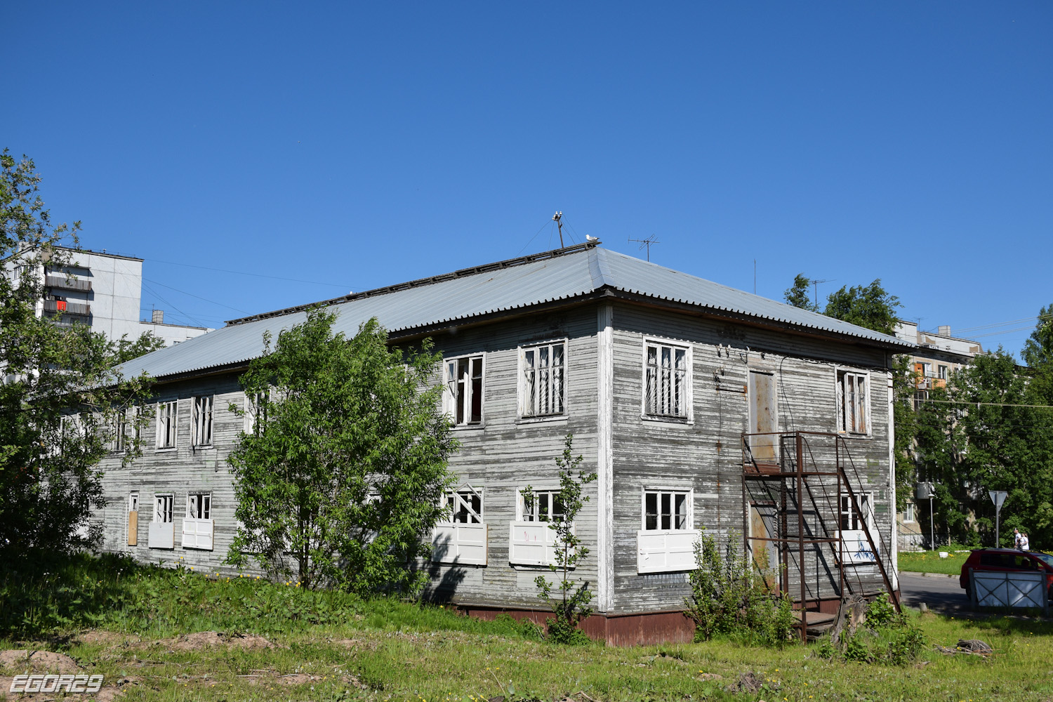 Архангельськ, Первомайская улица, 1 / Ленинградский проспект, 81