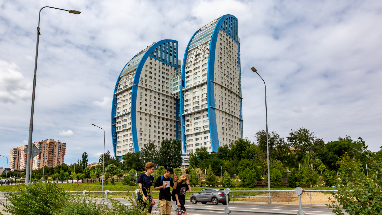 Волгоград, Улица Калинина, 2Б; Улица Калинина, 2А