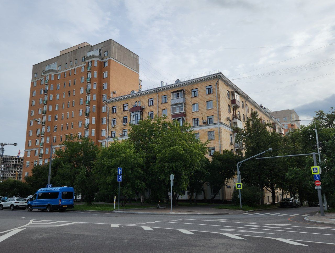 Москва, Улица Куусинена, 23 корп. 2; Новопесчаная улица, 25 / Улица Куусинена, 23