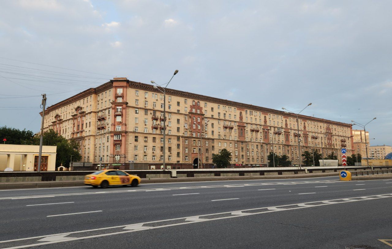 Moskau, Ленинградский проспект, 75