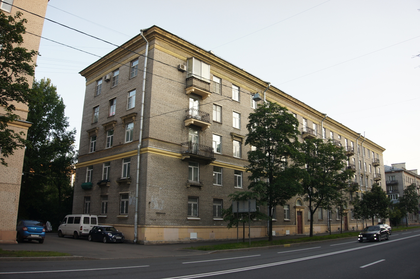 Санкт-Петербург, Школьная улица, 2