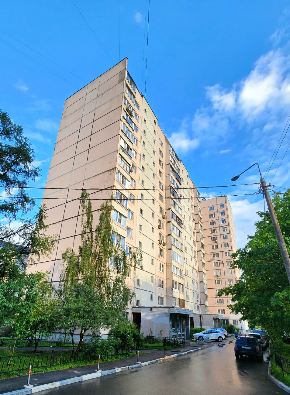 Красногорск, Дачная улица, 11