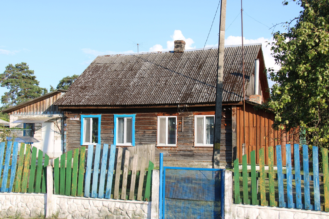 Zhytkavichy District, other localities, Озёрный, Юбилейная улица, 40