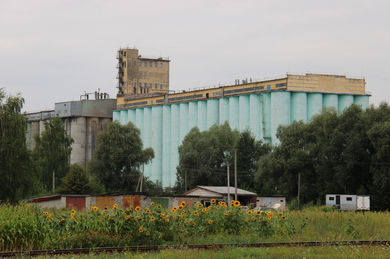 Житковичи, Октябрьская улица, 58 корп. 1*