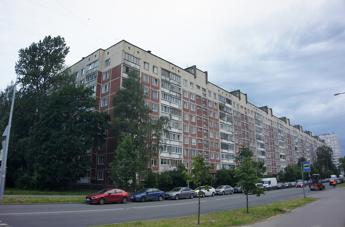 Санкт-Петербург, Поэтический бульвар, 21 / Улица Руднева, 10