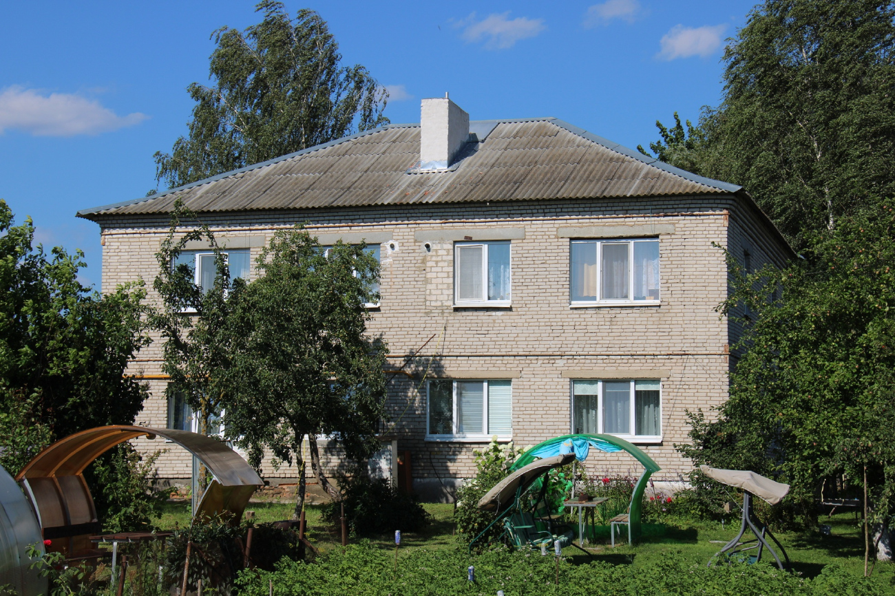 Комсомолец, Садовая улица, 5