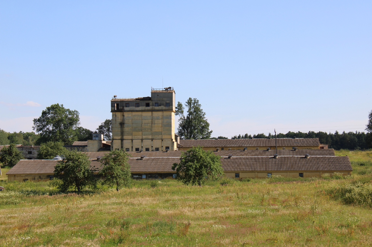 Lahoysk District, Комсомолец,  Центральная улица, 9*; Комсомолец,  Центральная улица, 9**; Комсомолец,  Центральная улица, 9***