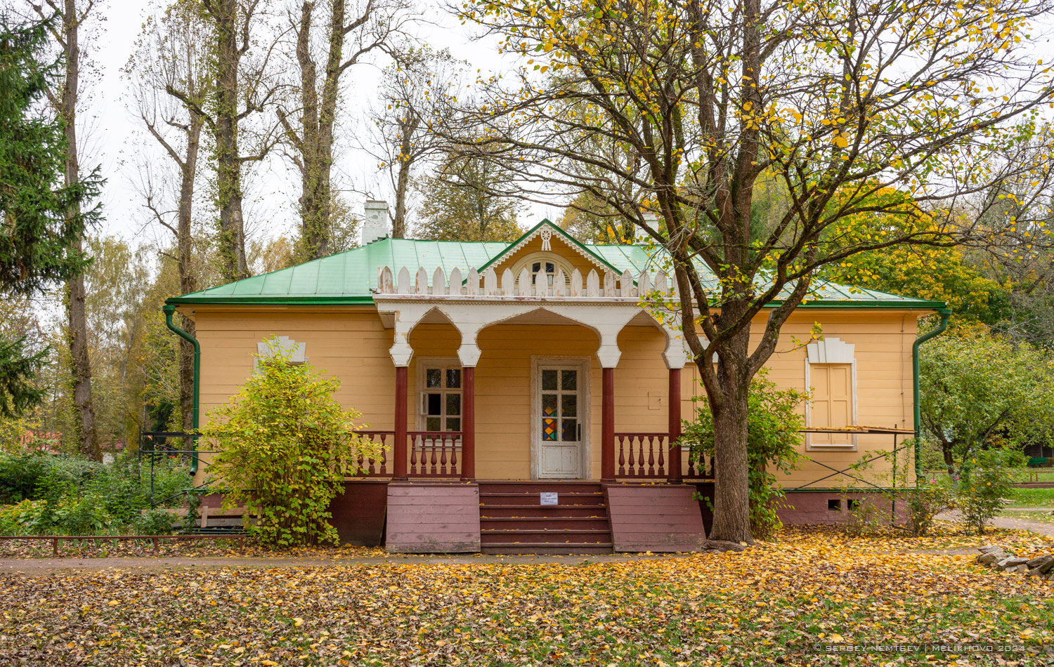 Chekhov city district, other localities, Главный усадебный дом А.П. Чехова
