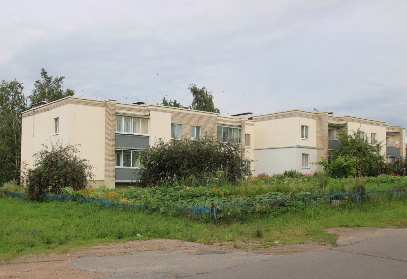 Заречье, Зареченская улица, 32